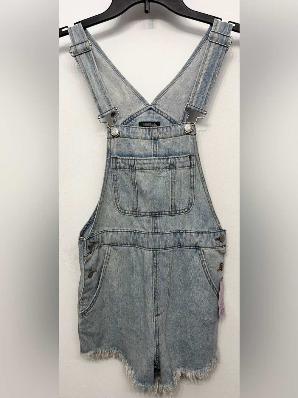 Wild Fable Light Wash Distressed Denim Jean Short Overalls Women’s Size XS NWT